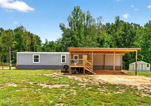 Photo 2 of Sale Pending at 30 Z R Mitchell Rd, Poplarville, MS 39470 | MLS# 4157098 | Listing updated on 2026-08-04
