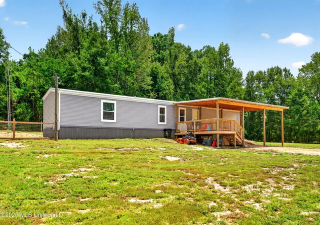 Photo 3 of Sale Pending at 30 Z R Mitchell Rd, Poplarville, MS 39470 | MLS# 4157098 | Listing updated on 2026-08-04