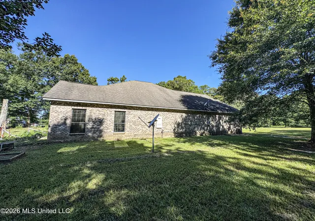 Photo 2 of Single family home for sale at 2552 Mcclendon Rd, Magnolia, MS 39652 | MLS# 4157033 | Listing updated on 2026-08-21