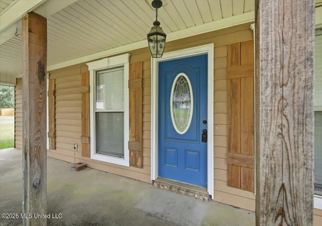 Photo 3 of Sale Pending at 116 Eastwood Cir, Florence, MS 39073 | MLS# 4157116 | Listing updated on 2026-09-15