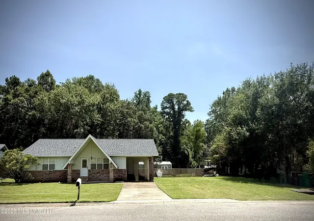 Photo 1 of Single family home for sale at 595 Neal Dr, Diberville, MS 39540 | MLS# 4157089 | Listing updated on 2026-09-11