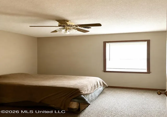 Photo 3 of Single family home for sale at 5727 Iroquois Dr, Horn Lake, MS 38637 | MLS# 4157100 | Listing updated on 2026-09-19