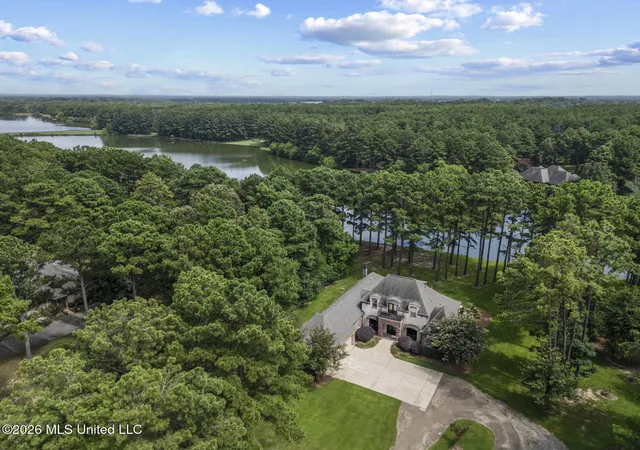 Photo 2 of Sale Pending at 167 Lakeshire Cir, Canton, MS 39046 | MLS# 4157065 | Listing updated on 2026-09-08