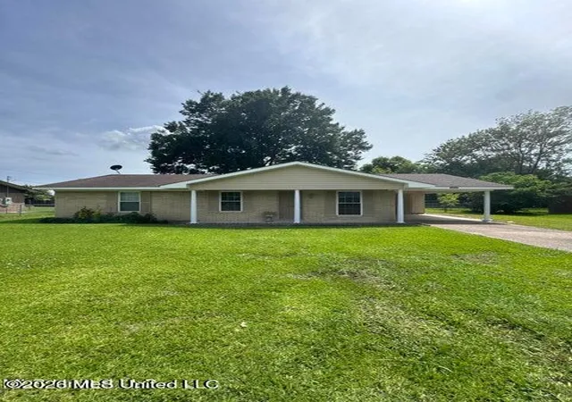 Photo 1 of Sale Pending at 1212 Apple St, Vidalia, LA 71373 | MLS# 4157167 | Listing updated on 2026-09-23