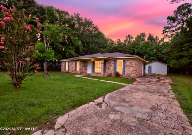 Photo 32 of Single family home for sale at 5717 Meadowview Dr, Moss Point, MS 39562 | MLS# 4157099 | Listing updated on 2026-09-14