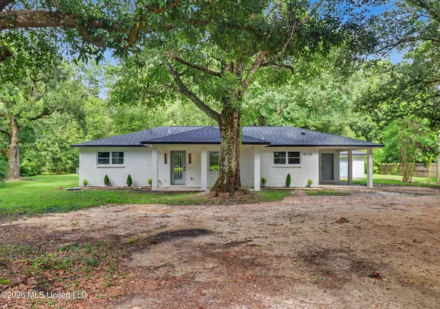 Photo 2 of Single family home for sale at 10132 Graystone Dr, Moss Point, MS 39562 | MLS# 4157086 | Listing updated on 2026-08-25