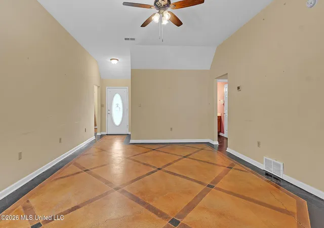 Photo 3 of Sale Pending at 209 Roper Cvs, Byhalia, MS 38611 | MLS# 4157090 | Listing updated on 2026-09-10