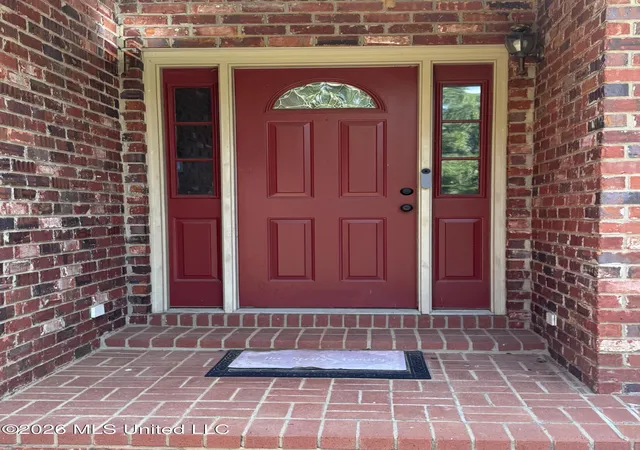 Photo 3 of Single family home for sale at 174 White Oak Dr, Grenada, MS 38901 | MLS# 4157177 | Listing updated on 2026-09-12