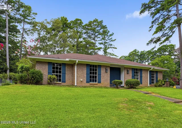 Photo 2 of Sale Pending at 41 Sagewood Dr, Brandon, MS 39042 | MLS# 4157127 | Listing updated on 2026-08-24