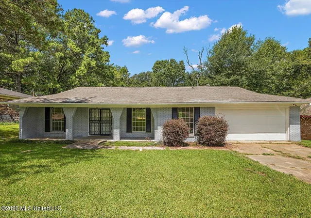 Photo 1 of Sale Pending at 3343 Fleetwood Dr, Jackson, MS 39212 | MLS# 4157124 | Listing updated on 2026-08-19