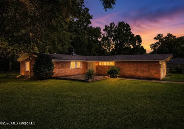 Photo 1 of Sale Pending at 808 Pecan Ln, Tylertown, MS 39667 | MLS# 4157139 | Listing updated on 2026-08-27