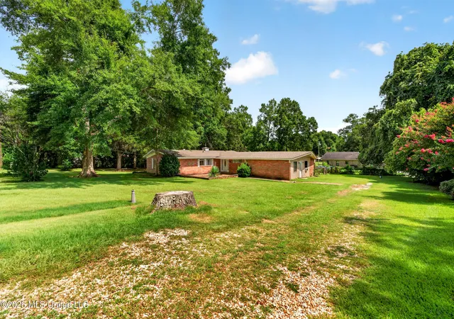 Photo 2 of Sale Pending at 808 Pecan Ln, Tylertown, MS 39667 | MLS# 4157139 | Listing updated on 2026-08-27