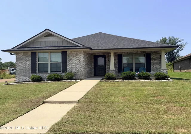 Photo 1 of Single family home for sale at 8673 Kimberly Dawn Dr, Southaven, MS 38671 | MLS# 4157742 | Listing updated on 2026-07-31