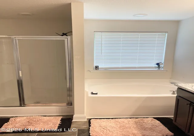 Photo 3 of Single family home for sale at 8673 Kimberly Dawn Dr, Southaven, MS 38671 | MLS# 4157742 | Listing updated on 2026-07-31