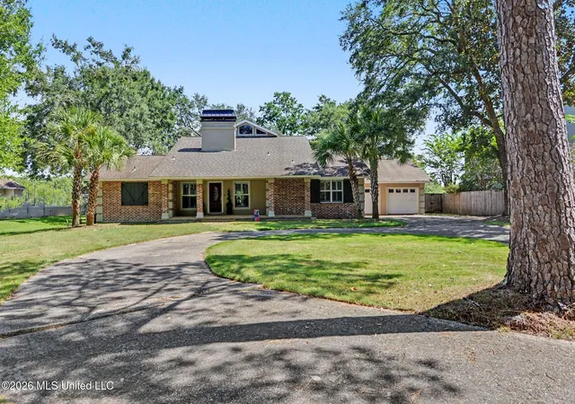 Photo 1 of Single family home for sale at 8324 Maunalani Pl, Diamondhead, MS 39525 | MLS# 4158066 | Listing updated on 2026-09-01