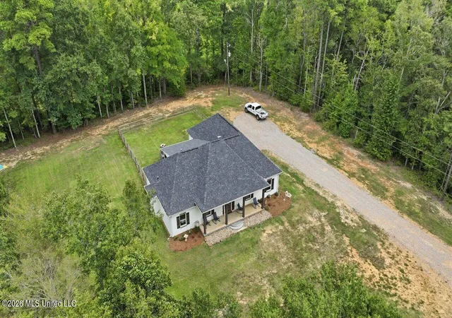 Photo 4 of Single family home for sale at 1184 Heed Neely Rd, Harrisville, MS 39082 | MLS# 4157162 | Listing updated on 2026-08-28
