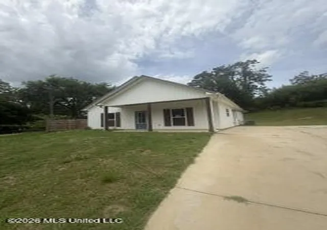 Photo 1 of Sale Pending at 503 Calhoun St, Water Valley, MS 38965 | MLS# 4157163 | Listing updated on 2026-09-09