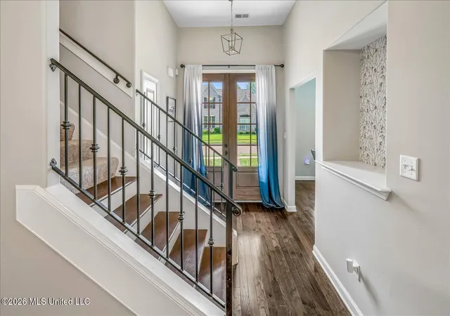 Photo 3 of Sale Pending at 5476 Stonecrest Dr, Olive Branch, MS 38654 | MLS# 4157169 | Listing updated on 2026-08-14