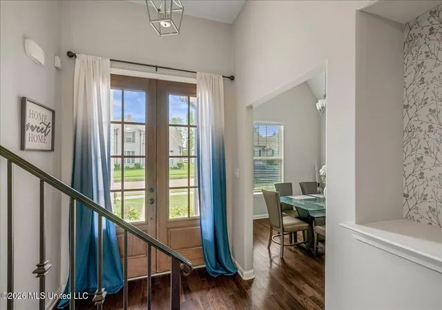 Photo 3 of Sale Pending at 5476 Stonecrest Dr, Olive Branch, MS 38654 | MLS# 4157169 | Listing updated on 2026-08-14