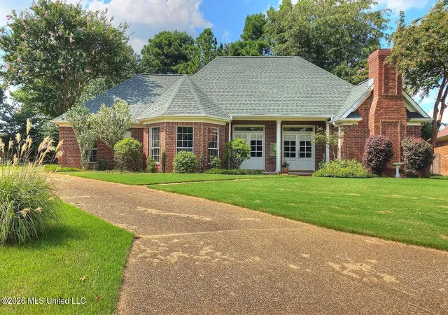 Single family home for sale at 1663 Cedar Trl Cvs, Hernando, MS 38632 | MLS# 4159306