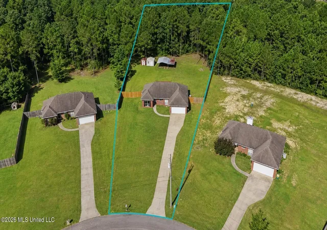 Photo 3 of Sale Pending at 21549 W Edgewood Dr, Saucier, MS 39574 | MLS# 4157165 | Listing updated on 2026-09-12
