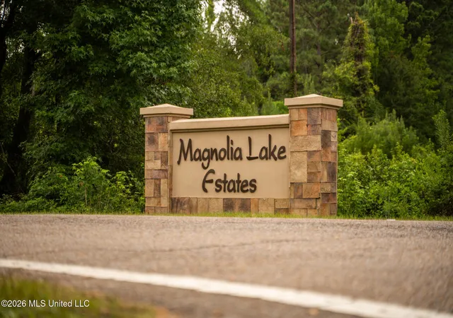 Photo 4 of Sale Pending at Honeysuckle Dr, Collinsville, MS 39325 | MLS# 4157171 | Listing updated on 2026-09-11