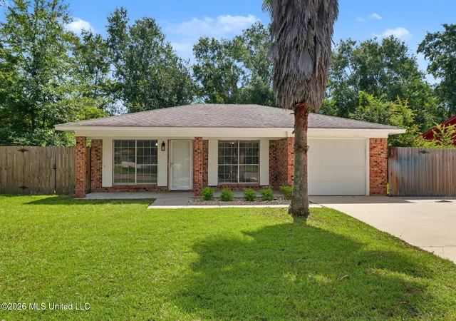 Photo 1 of Sale Pending at 32 Brittany Ct, Gulfport, MS 39503 | MLS# 4157261 | Listing updated on 2026-08-28