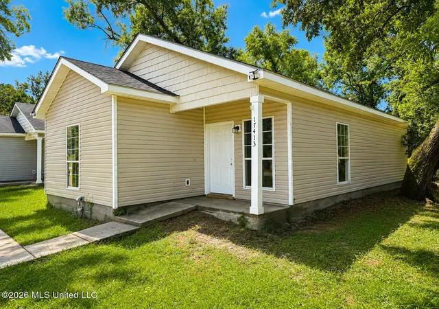 Photo 2 of Sale Pending at 17413 South Blvd, Gulfport, MS 39503 | MLS# 4157218 | Listing updated on 2026-08-07