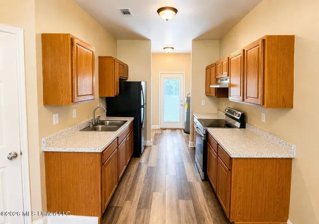 Photo 3 of Sale Pending at 17413 South Blvd, Gulfport, MS 39503 | MLS# 4157218 | Listing updated on 2026-08-07