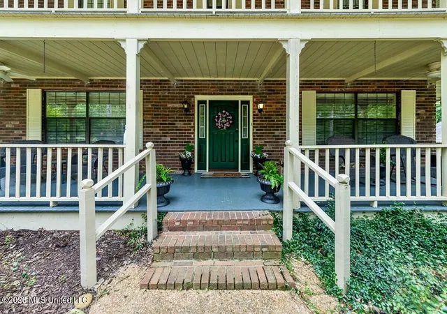 Photo 2 of Single family home for sale at 5 Spokane Rd, Natchez, MS 39120 | MLS# 4157246 | Listing updated on 2026-07-28