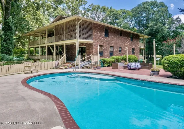 Photo 3 of Single family home for sale at 5 Spokane Rd, Natchez, MS 39120 | MLS# 4157246 | Listing updated on 2026-07-28