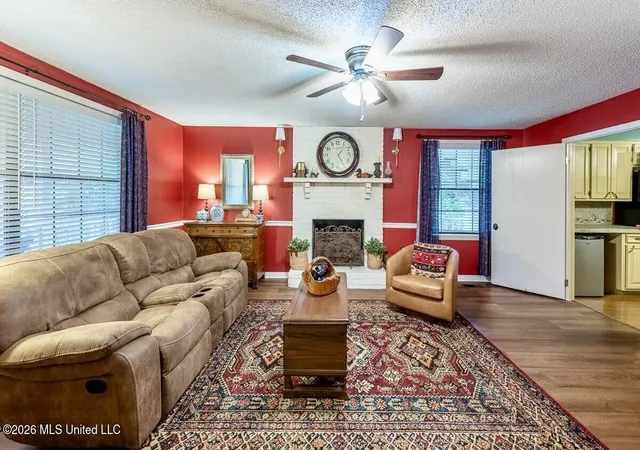 Photo 3 of Single family home for sale at 5 Spokane Rd, Natchez, MS 39120 | MLS# 4157246 | Listing updated on 2026-07-28