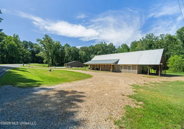 Photo 3 of Single family home for sale at 670 Oakdale Church Rd, Seminary, MS 39479 | MLS# 4157231 | Listing updated on 2026-08-21