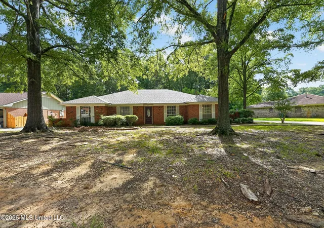 Photo 1 of Single family home for sale at 86 Summit Ridge Dr, Brandon, MS 39042 | MLS# 4157491 | Listing updated on 2026-08-20