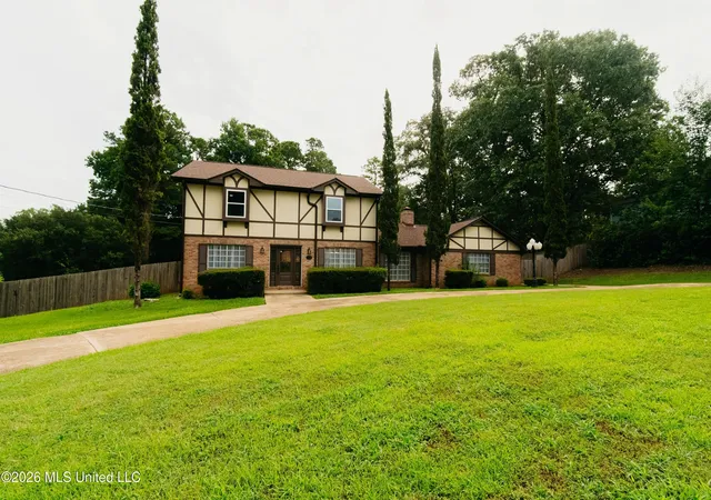 Photo 2 of Single family home for sale at 7528 Pineridge Dr, Meridian, MS 39305 | MLS# 4157275 | Listing updated on 2026-07-27