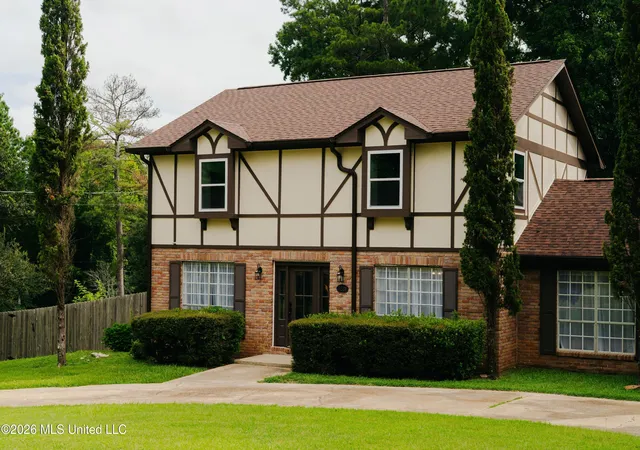 Photo 3 of Single family home for sale at 7528 Pineridge Dr, Meridian, MS 39305 | MLS# 4157275 | Listing updated on 2026-10-01