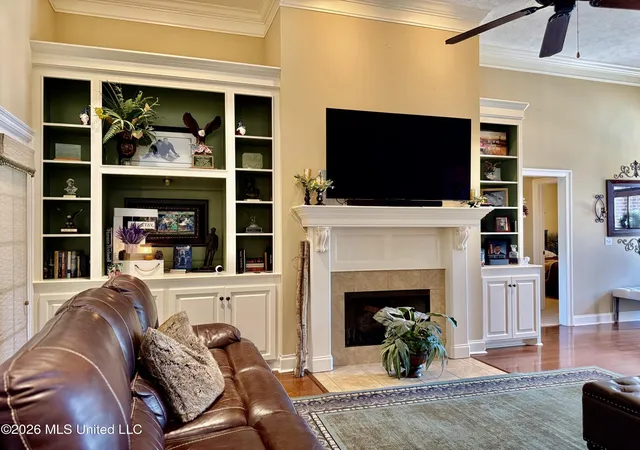 Photo 3 of Single family home for sale at 112 Elizabeth Dr, Brandon, MS 39042 | MLS# 4157407 | Listing updated on 2026-09-01