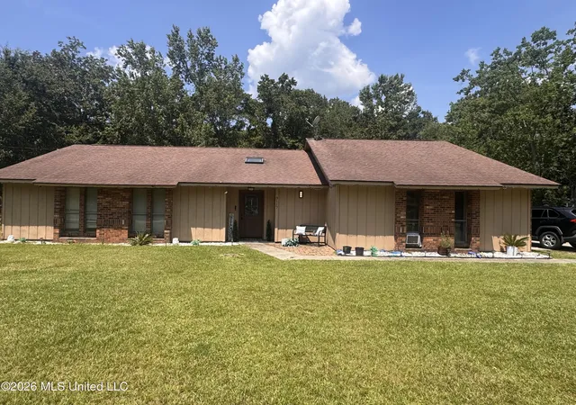 Photo 1 of Single family home for sale at 3117 N 2nd Street, Ocean Springs, MS 39564 | MLS# 4157285 | Listing updated on 2026-09-14