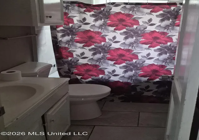 Photo 3 of Single family home for sale at 726 Alvaredo St, Jackson, MS 39204 | MLS# 4157390 | Listing updated on 2026-07-29
