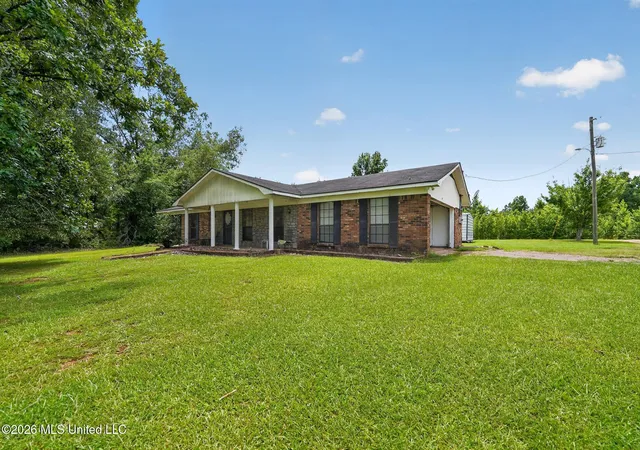 Photo 1 of Sale Pending at 681 Pickens Garnett Rd, Pickens, MS 39146 | MLS# 4157292 | Listing updated on 2026-08-18
