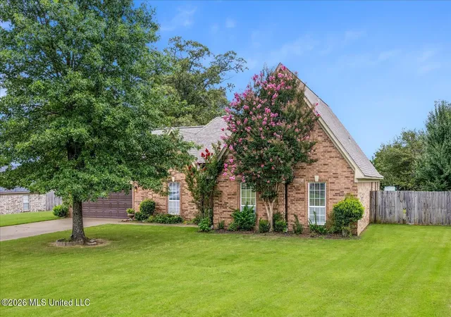 Photo 3 of Single family home for sale at 2594 Tower Dr, Southaven, MS 38672 | MLS# 4157291 | Listing updated on 2026-09-21