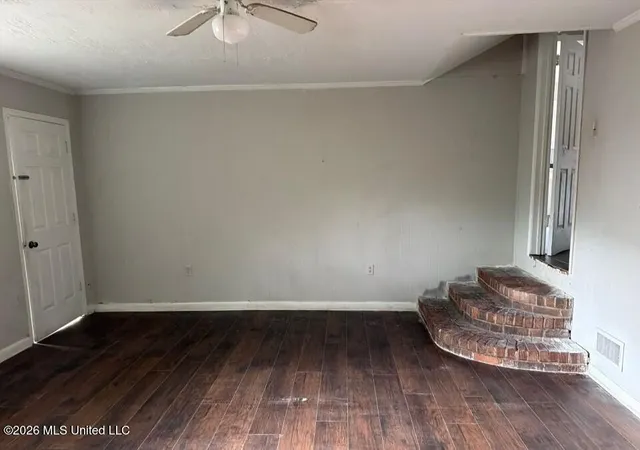 Photo 3 of Single family home for sale at 703 Hillmont Dr, Jackson, MS 39209 | MLS# 4157355 | Listing updated on 2026-09-02