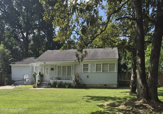 Photo 1 of Single family home for sale at 615 Benning Rd, Jackson, MS 39206 | MLS# 4158117 | Listing updated on 2026-08-28