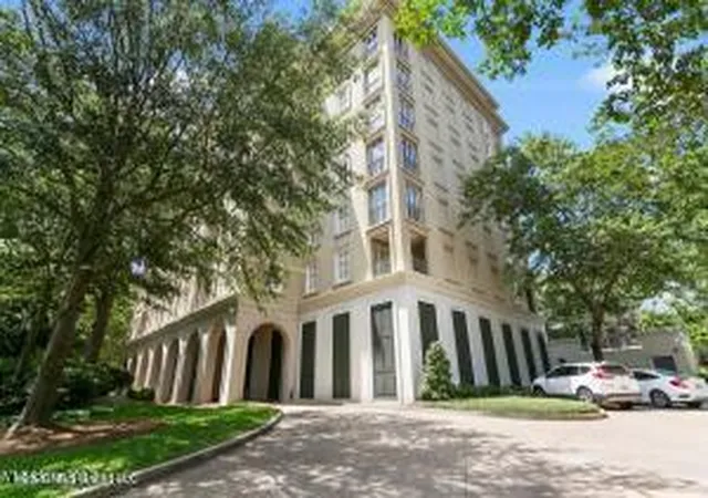 Photo 1 of Condo for sale at 1200 Meadowbrook Rd, Jackson, MS 39206 | MLS# 4157669 | Listing updated on 2026-09-15