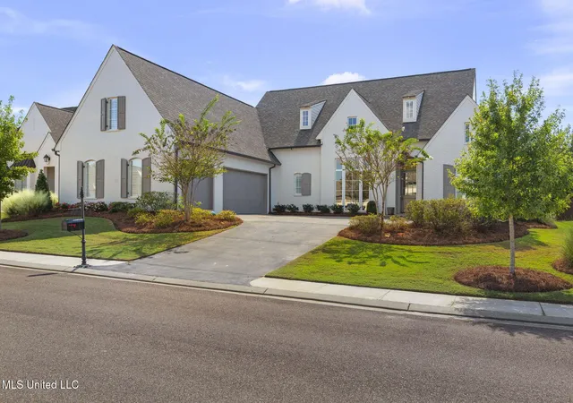 Photo 1 of Sale Pending at 156 Latter Rayne Dr, Flowood, MS 39232 | MLS# 4160844 | Listing updated on 2026-09-04