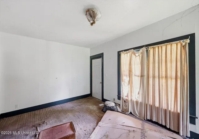 Photo 4 of Sale Pending at 106 W Bell Ave, Mendenhall, MS 39114 | MLS# 4158046 | Listing updated on 2026-10-01