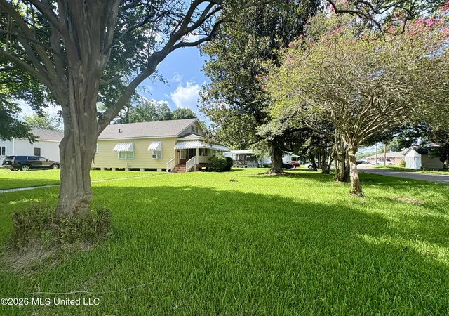 Photo 3 of Single family home for sale at 501 Virginia Ave, Ferriday, LA 71334 | MLS# 4157451 | Listing updated on 2026-08-01