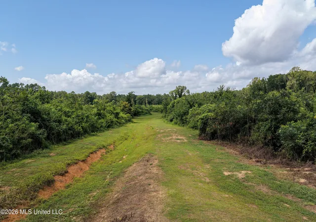 Photo 2 of Sale Pending at 226 Van Holmes Rd, Tylertown, MS 39667 | MLS# 4157349 | Listing updated on 2026-08-31