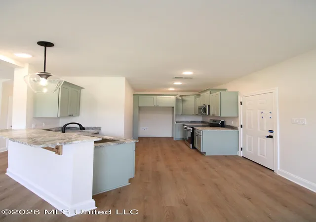 Photo 3 of Single family home for sale at 10351 Chateau Dr, Olive Branch, MS 38654 | MLS# 4157495 | Listing updated on 2026-09-30