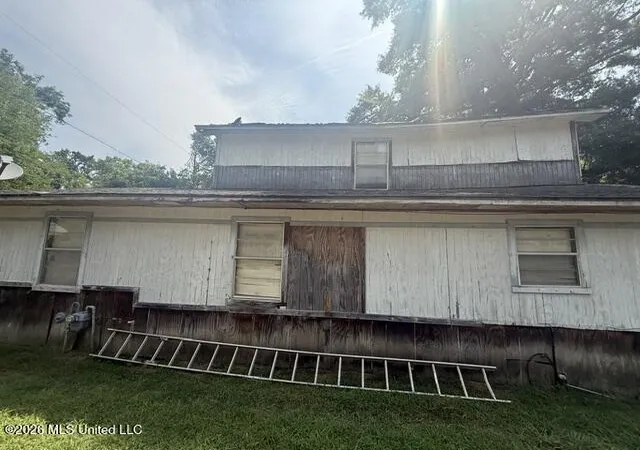 Photo 3 of Single family home for sale at 413 Boone St, Grenada, MS 38901 | MLS# 4157370 | Listing updated on 2026-08-20